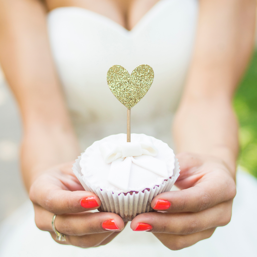 'Heart of Gold' Cupcake Topper